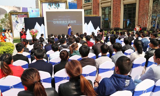 新时代广场签约Dr.Sam Li·乐行运动健康管理机构